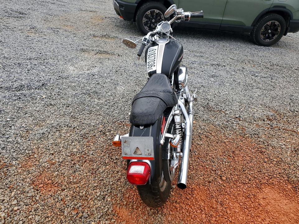 2004 Harley-davidson Xl1200 მანქანა იყიდება აუქციონზე, vin: 1HD1CGP1X4K451870, აუქციონის ნომერი: 61837036