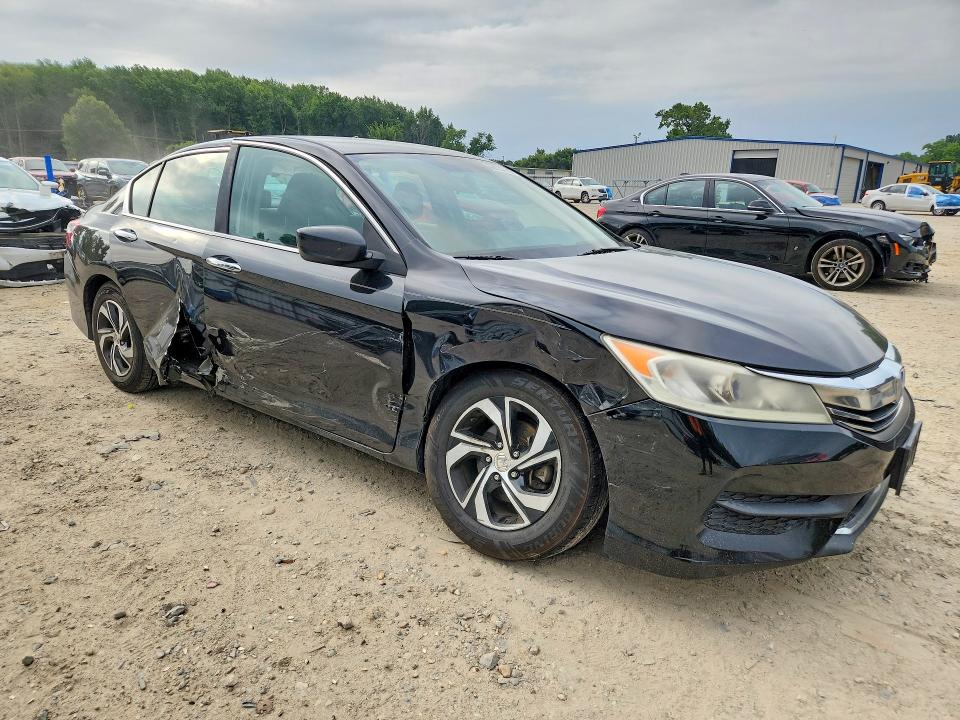 Продажа на аукционе авто 2017 Honda Accord, vin: 1HGCR2F31HA299554, номер лота: 62031756