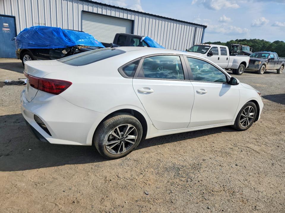 62153206 :رقم المزاد ، 3KPF24AD8PE647003 vin ، 2023 Kia Forte مزاد بيع