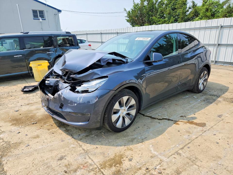 61770036 :رقم المزاد ، 7SAYGDEE1NA016940 vin ، 2022 Tesla Model Y مزاد بيع