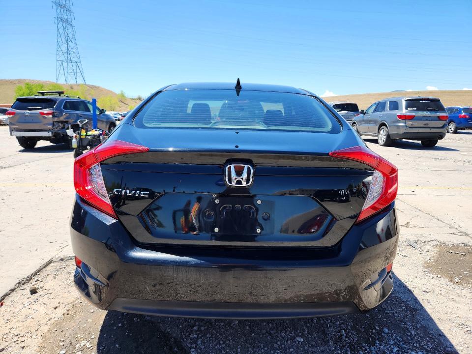 Продаж на аукціоні авто 2018 Honda Civic, vin: 19XFC2F74JE014168, номер лоту: 61057456