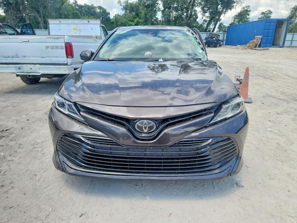 2019 Toyota Camry მანქანა იყიდება აუქციონზე, vin: 4T1B11HK4KU171438, აუქციონის ნომერი: 59572986