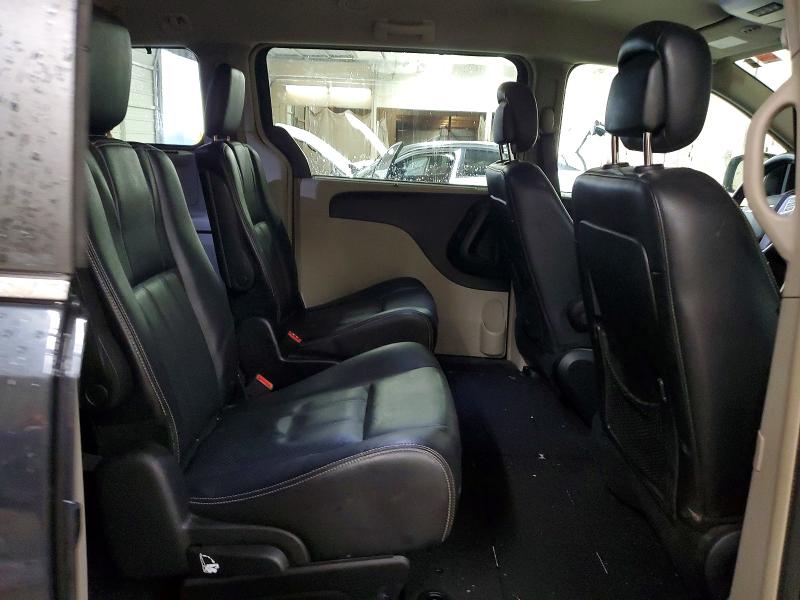 60624706 :رقم المزاد ، 2C4RC1CG0ER257041 vin ، 2014 Chrysler Town & Country مزاد بيع