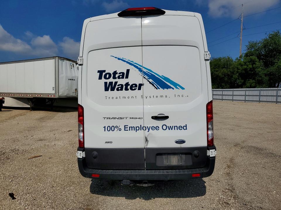 61283636 :رقم المزاد ، 1FTBF4U89RKA03883 vin ، 2024 Ford Transit مزاد بيع
