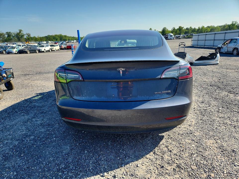 2018 Tesla Model 3 მანქანა იყიდება აუქციონზე, vin: 5YJ3E1EB7JF151371, აუქციონის ნომერი: 60953256