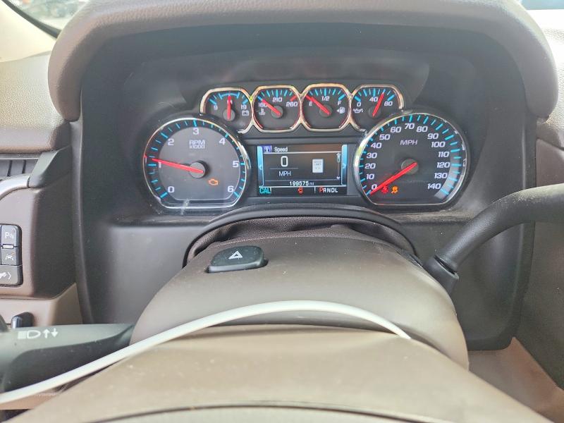 Продажа на аукционе авто 2018 Chevrolet Suburban, vin: 1GNSCHKC6JR181177, номер лота: 61532806