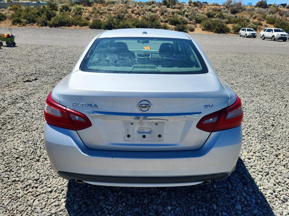 2018 Nissan Altima მანქანა იყიდება აუქციონზე, vin: 1N4AL3AP6JC153674, აუქციონის ნომერი: 62666636