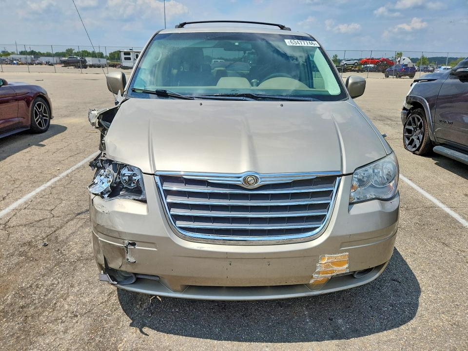 63477746 :رقم المزاد ، 2A8HR54P28R682161 vin ، 2008 Chrysler Town & Country مزاد بيع