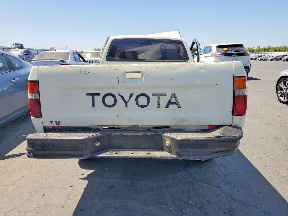 59666926 :رقم المزاد ، 4TARN81A5PZ092738 vin ، 1993 Toyota Pickup مزاد بيع