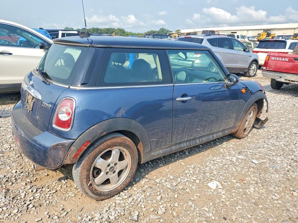 Продажа на аукционе авто 2011 Mini Cooper, vin: WMWSU3C59BT096232, номер лота: 62631516