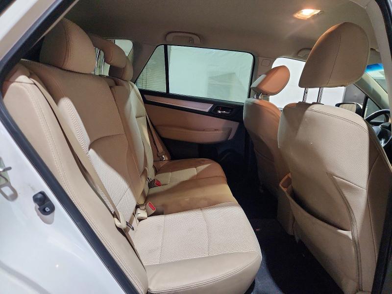 Продажа на аукционе авто 2015 Subaru Outback, vin: 4S4BSACC6F3316956, номер лота: 61127706
