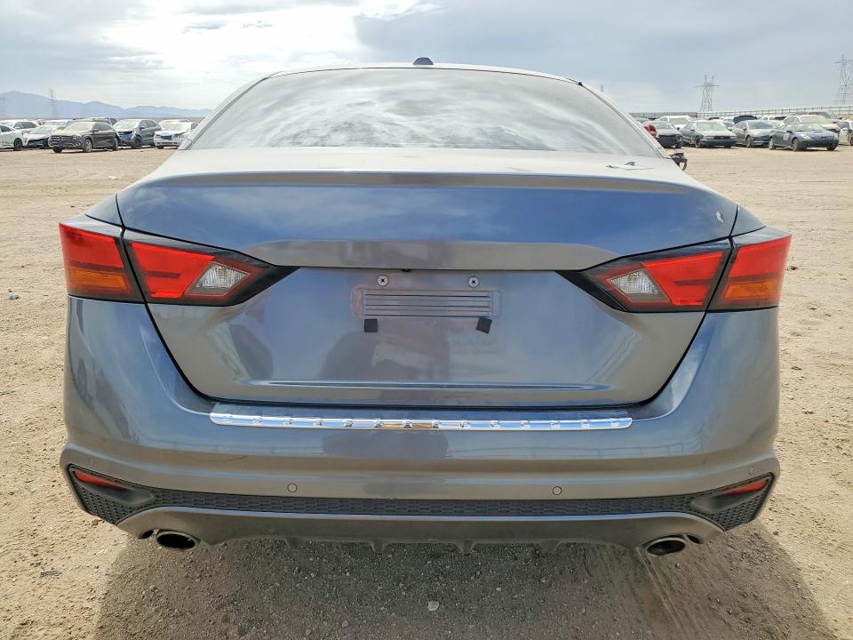 61758536 :رقم المزاد ، 1N4BL4EV1PN302105 vin ، 2023 Nissan Altima مزاد بيع