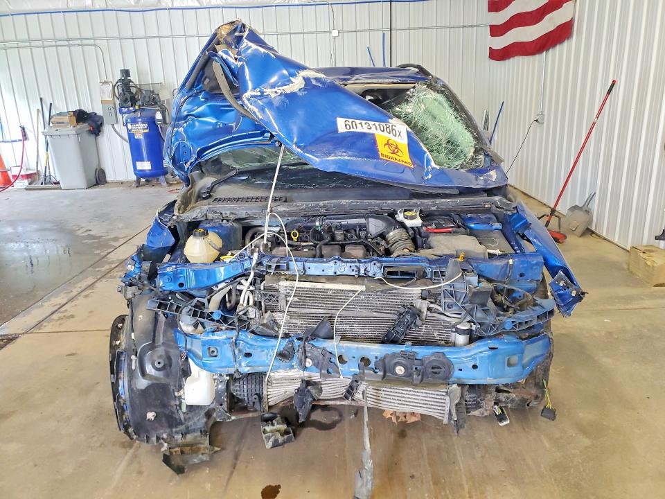 Продажа на аукционе авто 2017 Ford Escape, vin: 1FMCU9G96HUD06503, номер лота: 60131086