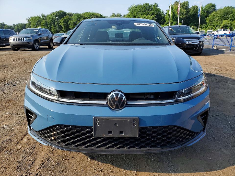 Продаж на аукціоні авто 2025 Volkswagen Jetta, vin: 3VWBX7BU8SM063325, номер лоту: 62645406