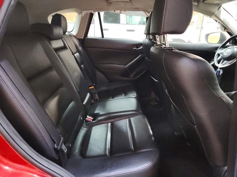 60786256 :رقم المزاد ، JM3KE4DY0F0526159 vin ، 2015 Mazda Cx-5 مزاد بيع