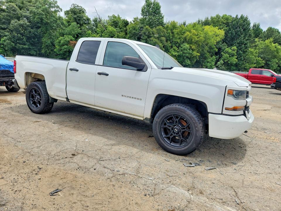 2018 Chevrolet Silverado მანქანა იყიდება აუქციონზე, vin: 1GCRCPEH8JZ230596, აუქციონის ნომერი: 61432426