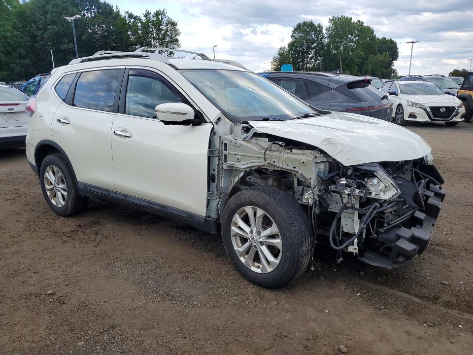 2015 Nissan Rogue მანქანა იყიდება აუქციონზე, vin: 5N1AT2MV9FC779818, აუქციონის ნომერი: 62019146
