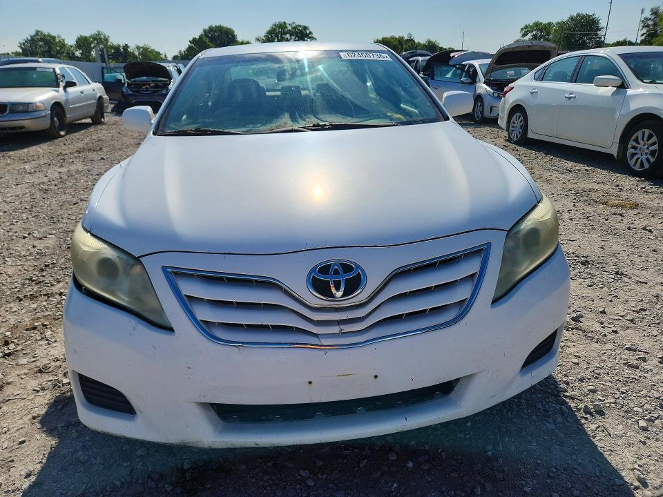 2010 Toyota Camry მანქანა იყიდება აუქციონზე, vin: 4T1BF3EK4AU564873, აუქციონის ნომერი: 62460736