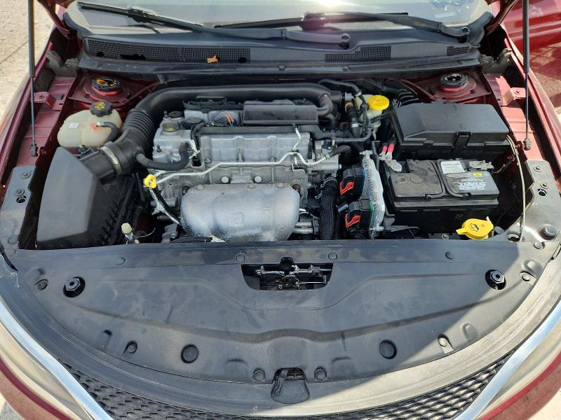 61679396 :رقم المزاد ، 1C3CCCFB4FN634670 vin ، 2015 Chrysler 200 مزاد بيع