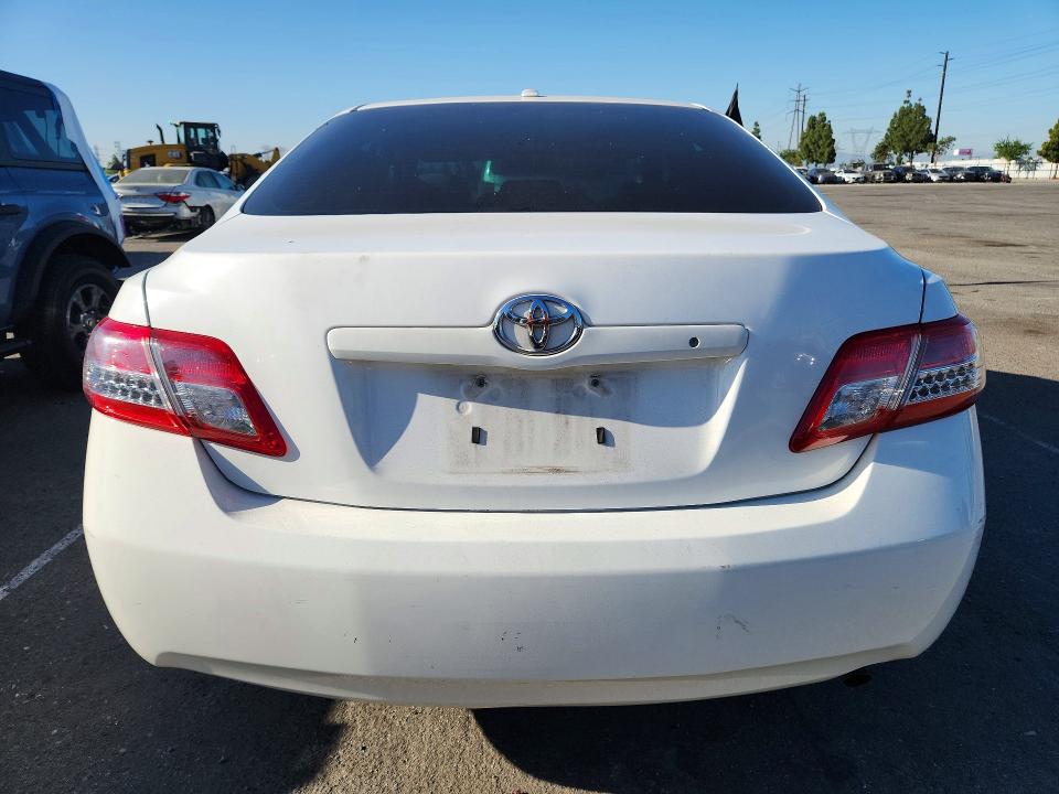 62000966 :رقم المزاد ، JTNBF3EK4A3000646 vin ، 2010 Toyota Camry مزاد بيع