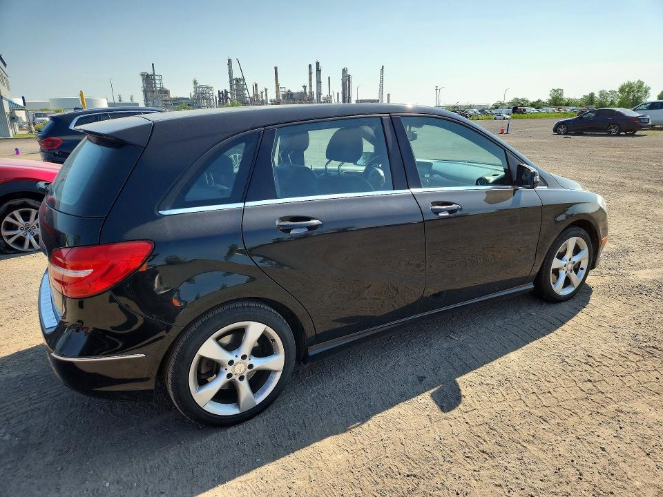 60172216 :رقم المزاد ، WDDMH4EB2EJ245207 vin ، 2014 Mercedes-benz B250 مزاد بيع