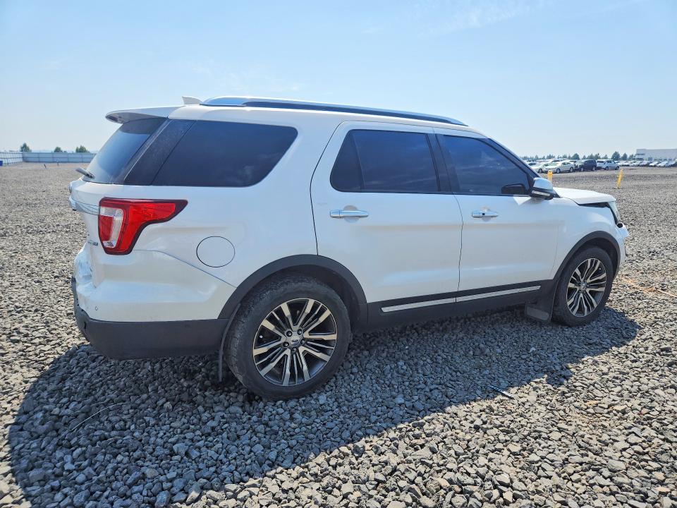 2017 Ford Explorer მანქანა იყიდება აუქციონზე, vin: 1FM5K8HT1HGB73618, აუქციონის ნომერი: 61706676
