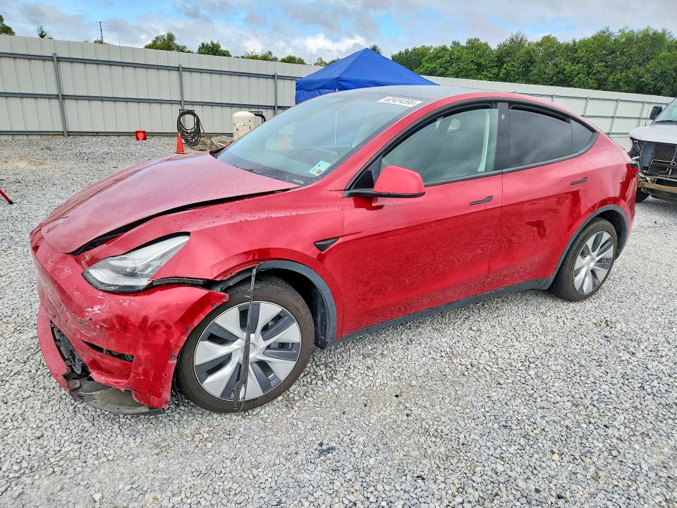 62424396 :رقم المزاد ، 7SAYGDEE5NA003933 vin ، 2022 Tesla Model Y مزاد بيع