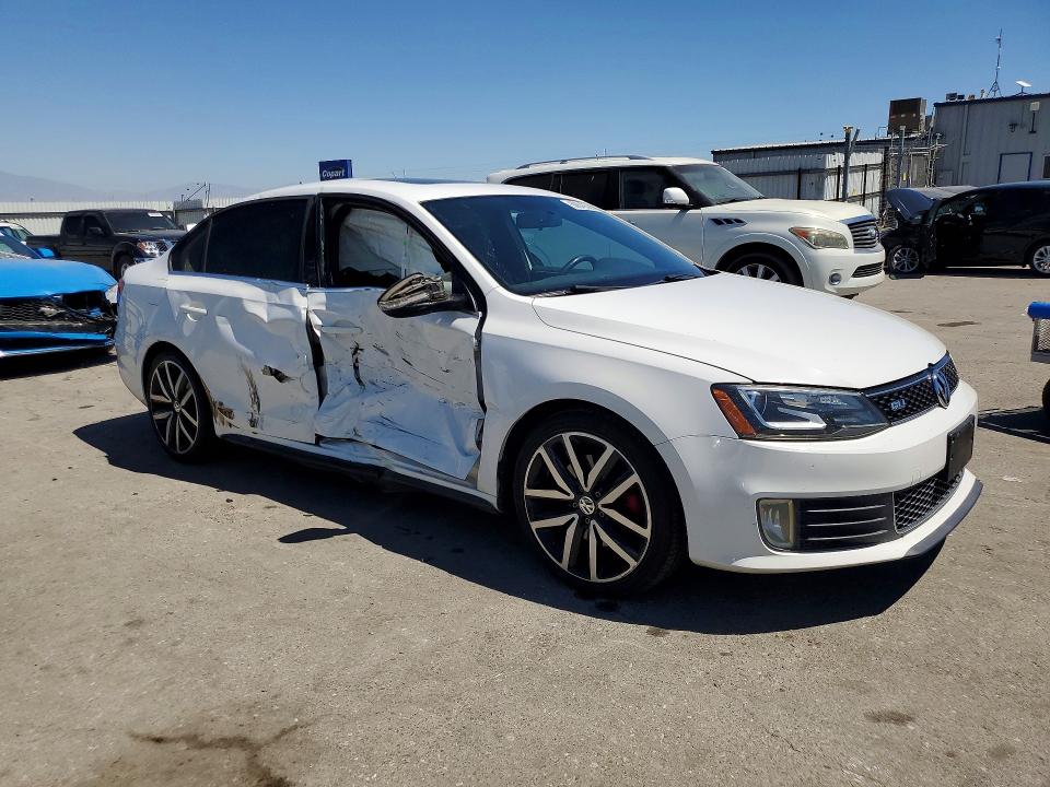 60840536 :رقم المزاد ، 3VW4A7AJ0DM412370 vin ، 2013 Volkswagen Jetta مزاد بيع