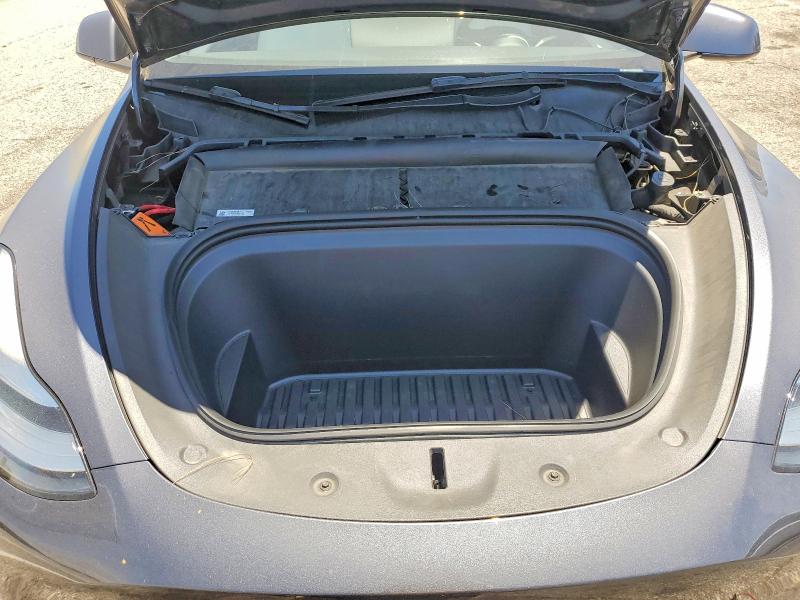 60650306 :رقم المزاد ، 7SAYGDEE8PA153151 vin ، 2023 Tesla Model Y مزاد بيع