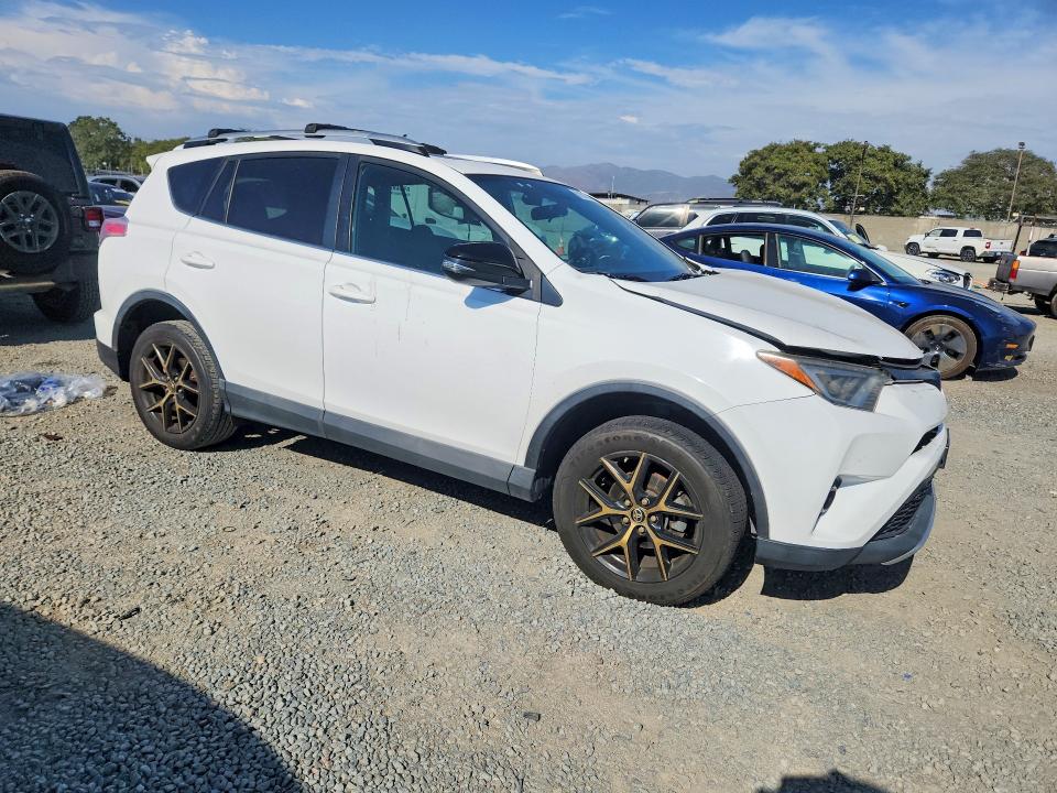 Продажа на аукционе авто 2016 Toyota Rav4, vin: 2T3NFREV4GW257326, номер лота: 61387246