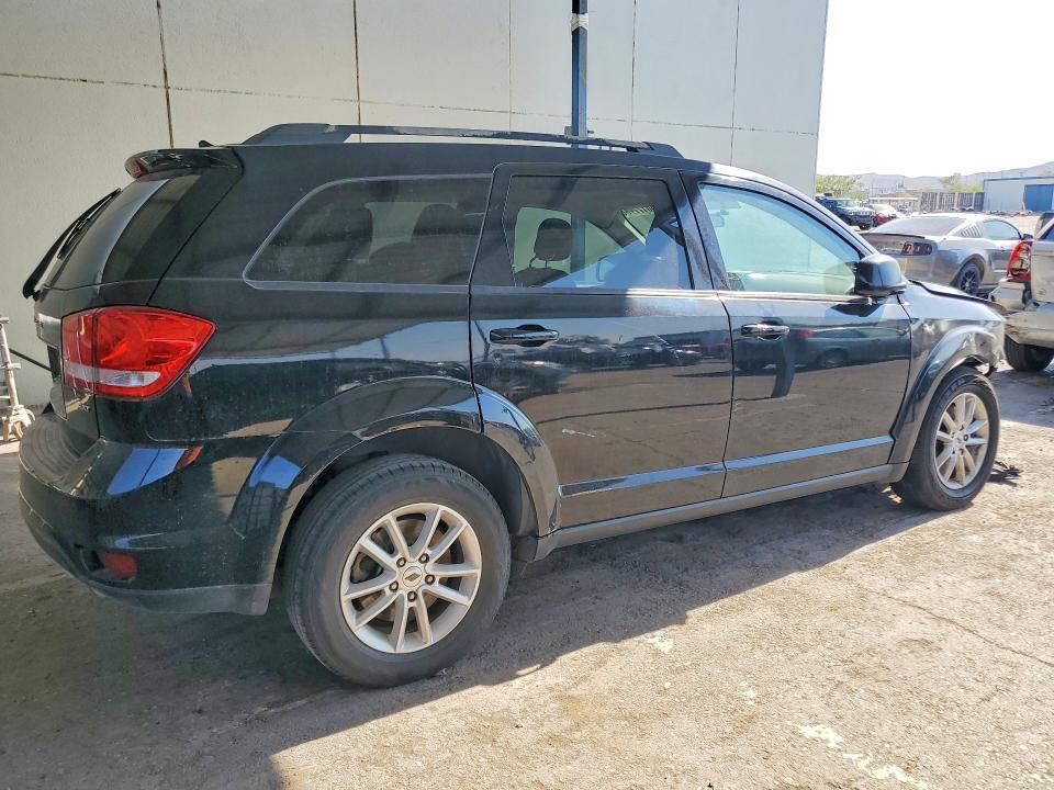 60177786 :رقم المزاد ، 3C4PDCBB4JT375591 vin ، 2018 Dodge Journey مزاد بيع
