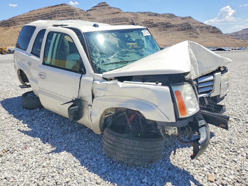 2005 Cadillac Escalade მანქანა იყიდება აუქციონზე, vin: 1GYEK63N15R205155, აუქციონის ნომერი: 61711446