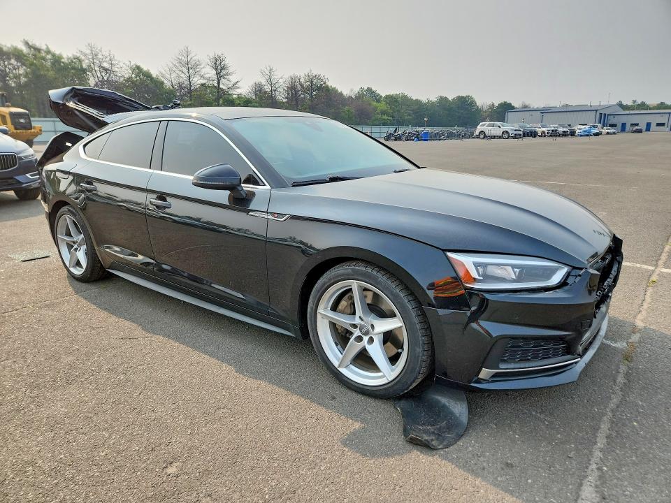2019 Audi A5 მანქანა იყიდება აუქციონზე, vin: WAUENCF5XKA090330, აუქციონის ნომერი: 61691656
