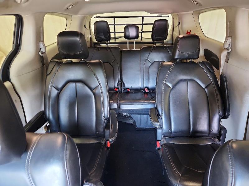 61006756 :رقم المزاد ، 2C4RC1DG2MR505643 vin ، 2021 Chrysler Voyager مزاد بيع