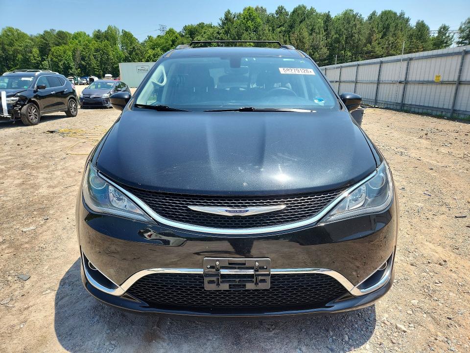 58279126 :رقم المزاد ، 2C4RC1BG7LR276426 vin ، 2020 Chrysler Pacifica مزاد بيع