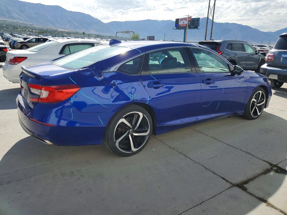 Продаж на аукціоні авто 2018 Honda Accord, vin: 1HGCV2F30JA037008, номер лоту: 85983055
