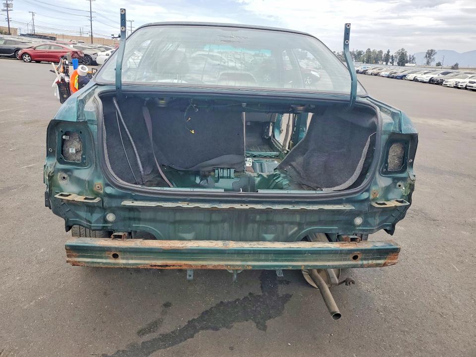 1999 Honda Civic მანქანა იყიდება აუქციონზე, vin: 2HGEJ6617XH511525, აუქციონის ნომერი: 61046876