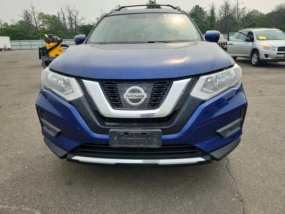 Продаж на аукціоні авто 2017 Nissan Rogue, vin: JN8AT2MV5HW028161, номер лоту: 61427646