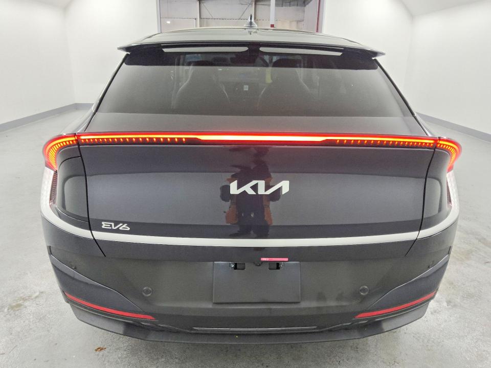 Продажа на аукционе авто 2025 Kia Ev6, vin: 5XYC34JA0SG011063, номер лота: 61672656