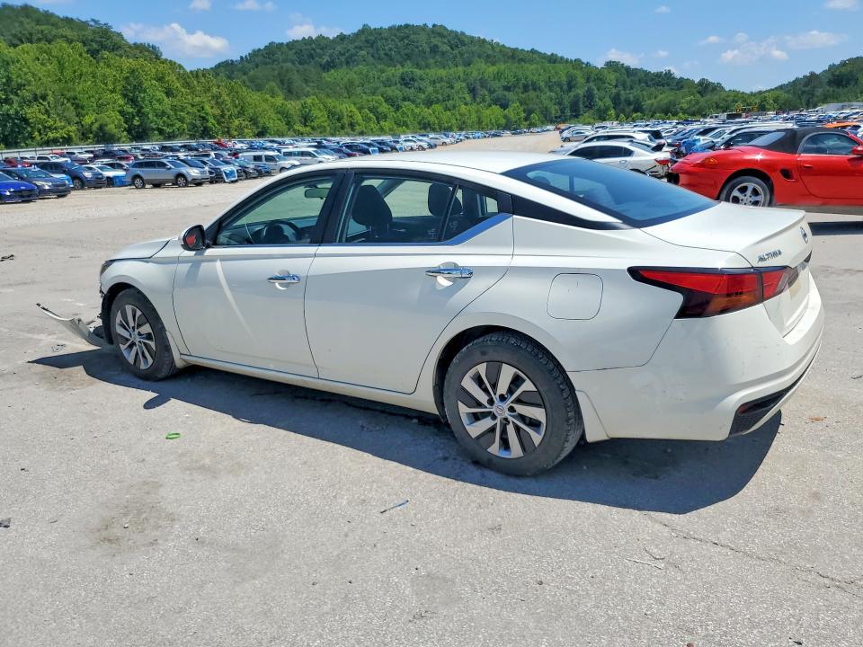 61228676 :رقم المزاد ، 1N4BL4BV9NN406813 vin ، 2022 Nissan Altima مزاد بيع