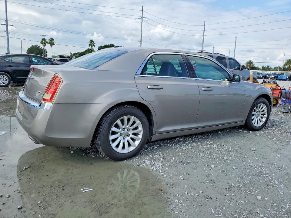Продажа на аукционе авто 2014 Chrysler 300, vin: 2C3CCAAG3EH193774, номер лота: 62233526