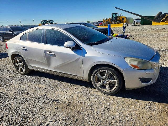 2012 Volvo S60 მანქანა იყიდება აუქციონზე, vin: YV1622FS9C2040895, აუქციონის ნომერი: 59700886