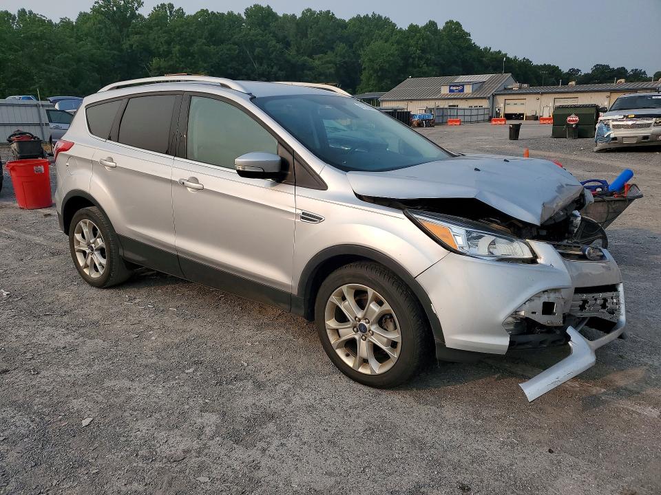 Продажа на аукционе авто 2016 Ford Escape, vin: 1FMCU0JX5GUC72412, номер лота: 61129786