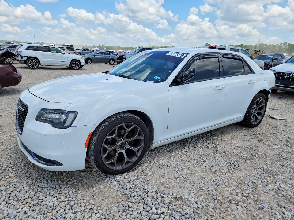 60173216 :رقم المزاد ، 2C3CCAAG2JH320959 vin ، 2018 Chrysler 300 مزاد بيع