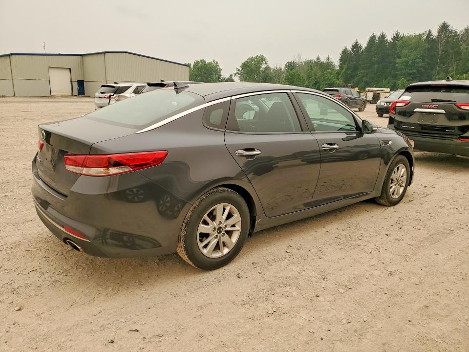 61192626 :رقم المزاد ، KNAGT4L36H5142075 vin ، 2017 Kia Optima مزاد بيع