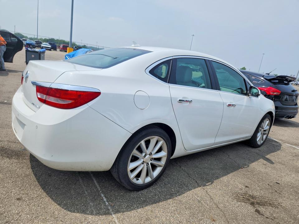 61756516 :رقم المزاد ، 1G4PR5SK2E4117624 vin ، 2014 Buick Verano مزاد بيع