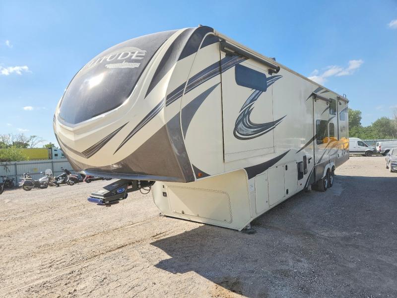 Продажа на аукционе авто 2020 Grand Design Solitude, vin: 573FS4224LAA00412, номер лота: 57838636