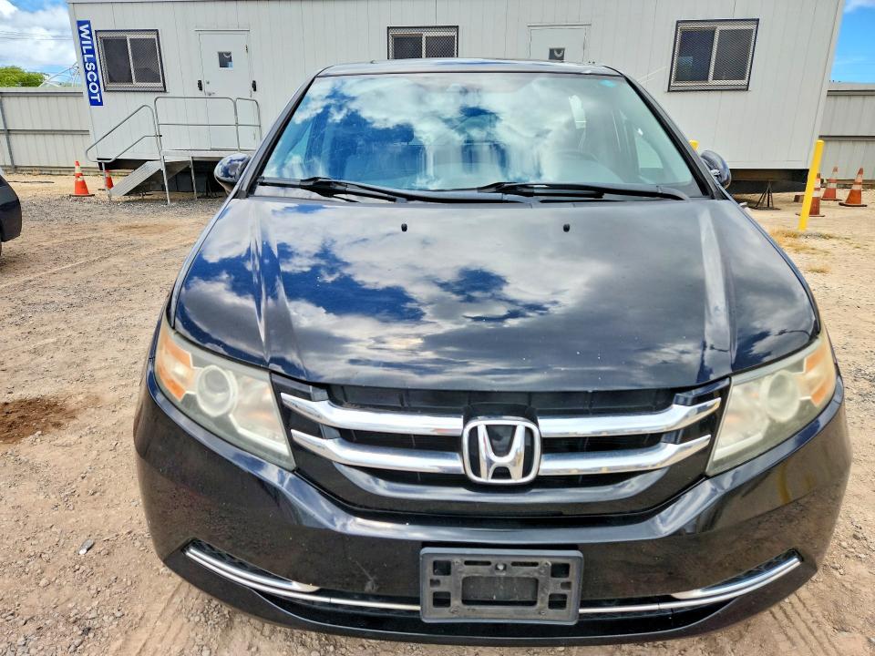 60699926 :رقم المزاد ، 5FNRL5H65FB127566 vin ، 2015 Honda Odyssey مزاد بيع