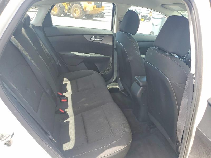 Продаж на аукціоні авто 2021 Kia Forte, vin: 3KPF24AD0ME290900, номер лоту: 61110126