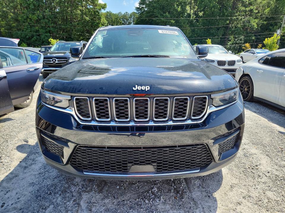 Продажа на аукционе авто 2025 Jeep Grand Cherokee, vin: 1C4RJGAG8SC370896, номер лота: 61479286